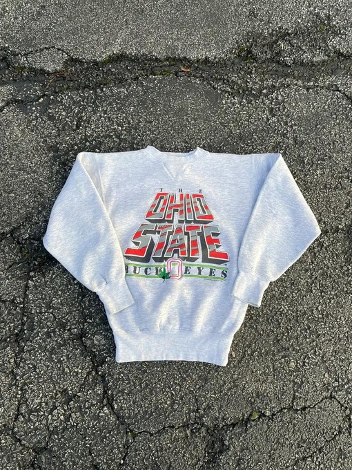 Vintage Style Ohio State T-Shirt Sweatshirt with American Football Sweatshirt Sports Gifts