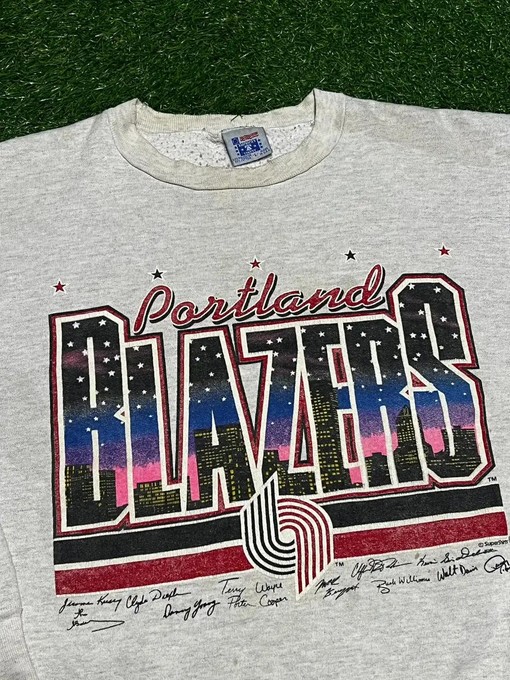 Vintage Style Portland Trail Blazers 90S Crewneck BNA T-Shirt, Hoodie, Sweatshirt Gifts for Fans - Image 2