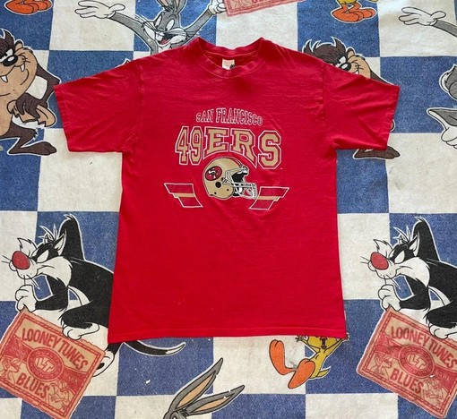 Vintage Style San Francisco 49ers NFL Football Sweatshirt T-shirt, Stay Cozy While Representing Your Team