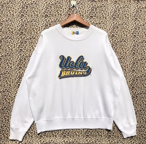 Vintage Style UCLA Bruins Football Tee Sweatshirt Hoodie - NCAA Fan Gear Sport Shirts Girls