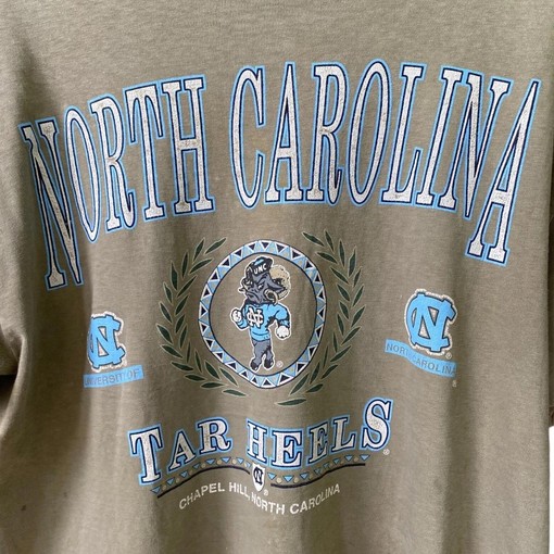 Vintage Style UNC Carolina Tar Heels T-Shirt Sweatshirt Hoodie - Full Size Gifts for NCAA - Image 2
