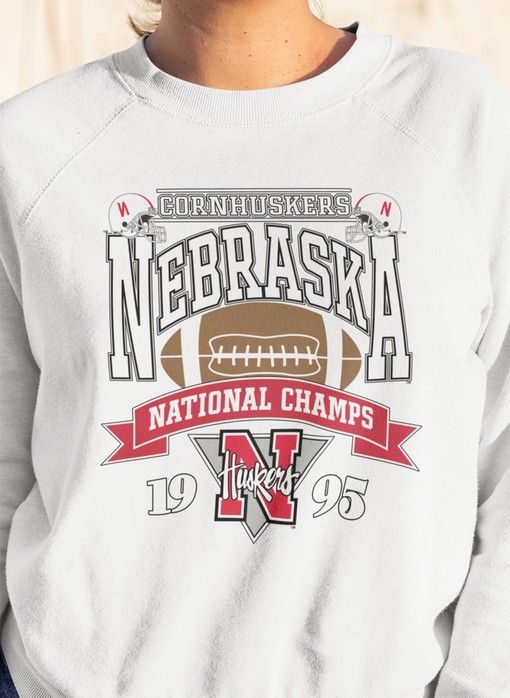 Vintage Style University Of Nebraska Huskers Sweatshirt and T-Shirt All Sizes with 1995 Nebraska Huskers Football Print - Image 3