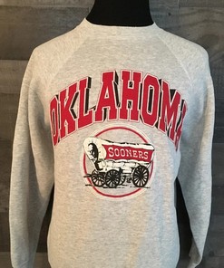 Vintage Style University Of Oklahoma Sooners Sweatshirt for Fans