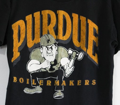 Vintage Style University Of Purdue Boilermakers T-Shirt - NCAA Fan Apparel - Image 2