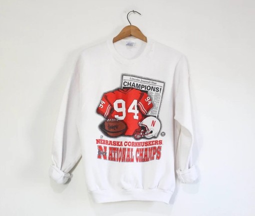Vintage Style University of Nebraska Cornhuskers Huskers Champions Sweatshirt - NCAA Fans Collectible