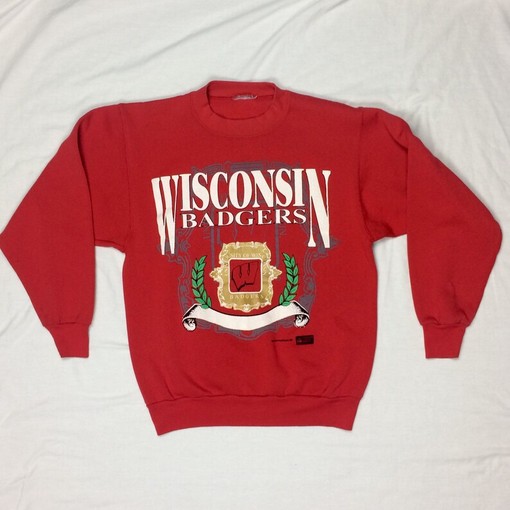 Vintage Style Wisconsin Badgers Crewneck Sweatshirt - Perfect NCAA Gift for Fans with sport shirts girls