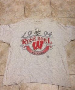 Vintage Style Wisconsin Badgers Rose Bowl 1994 Sweatshirt with ncaa shirts women