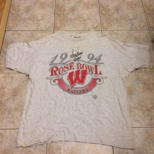 Vintage Style Wisconsin Badgers Rose Bowl 1994 Sweatshirt with ncaa shirts women