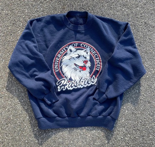Vintage UConn Huskies Logo Sweatshirt - NCAA Basketball, University of Connecticut, Unisex Shirt Sweater Hoodie