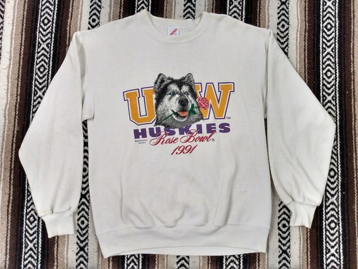 Vintage UW Huskies Sweatshirt, NCAA College Football Sweatshirt for Alumni and Fans