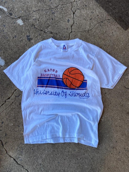 Vintage University of Florida Gators Basketball Tee - Perfect Gifts for Fans of NCAA Shirts