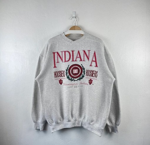 Vintage University of Indiana Hoosiers Crewneck Sweatshirt - Classic College Shirts - NCAA Shirts