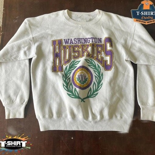 Vintage University of Washington Logo Sweatshirt - Perfect Gift For Washington Huskies Fans