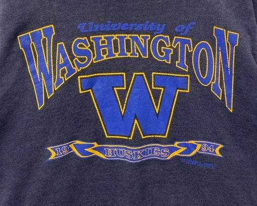 Vintage University of Washington Sweatshirt, Perfect Gift For Fans of the Team - Image 2
