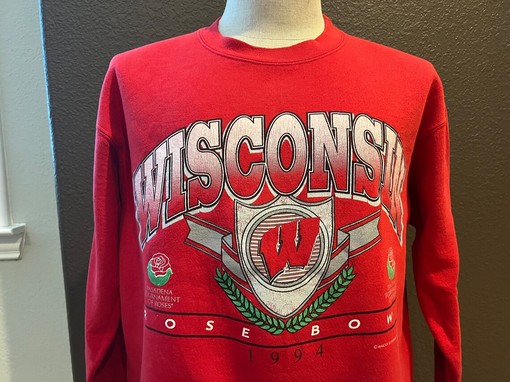 Vintage University of Wisconsin Badgers 1994 Rose Bowl Red Sweatshirt - NCAA Fan Gear - Image 2