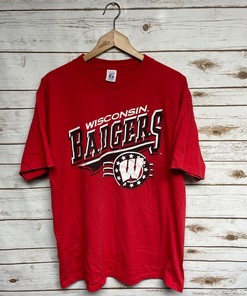 Vintage University of Wisconsin Badgers Logo 7 Football & Basketball Shirt - 90s Football Tee