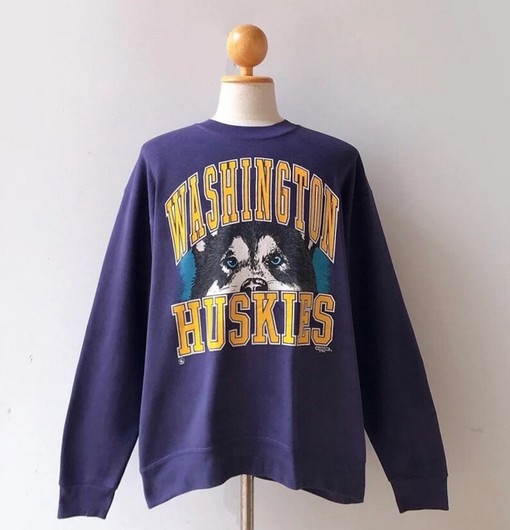 Vintage Washington Huskies College Sweatshirt, NCAA Retro Shirt for Her