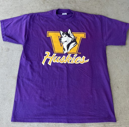 Vintage Washington Huskies Football Jerzees T-Shirt, NCAA Shirts for Men - Image 2