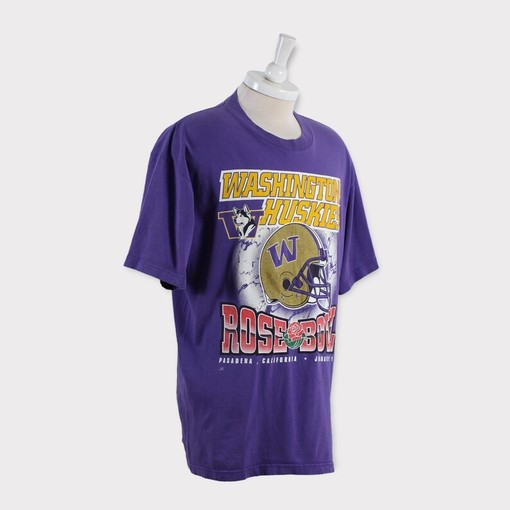 Vintage Washington Huskies T-Shirt, Sweater, and Sweatshirt - Image 2