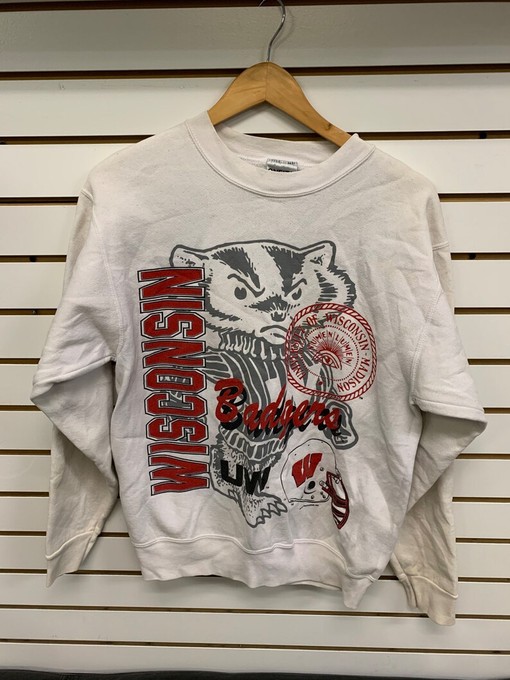 Vintage Wisconsin Badger State Pullover Sweatshirt - University Football Fan Apparel for Sports Enthusiasts