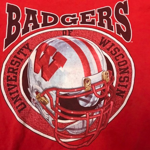 Vintage Wisconsin Badgers Pro Player Shirt, Perfect Gift for NCAA Fans with ncaa shirts women - Image 2