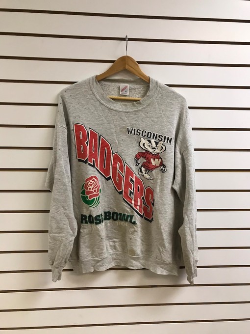 Vintage Wisconsin Badgers Rose Bowl Sweatshirt, Perfect Gift for NCAA Fans with ncaa shirts women