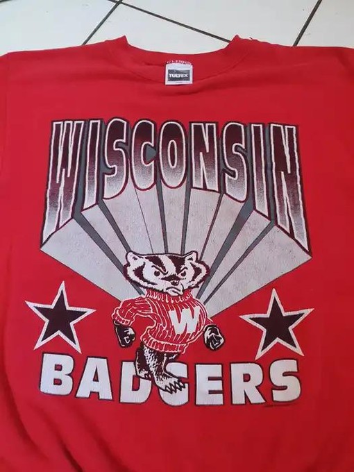 Vintage Wisconsin Badgers Sweatshirt - NCAA Football Fan Gear - 1992 Tultex Edition for Classic Look Fans - Image 3