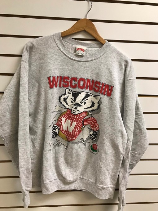Vintage Wisconsin Badgers Sweatshirt, Perfect Gift for NCAA Fans with mens sport shirts