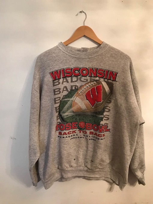 Vintage Wisconsin Rose Bowl Sweatshirt, Wisconsin Travel Gift, University Student Gift for Diehard Fans