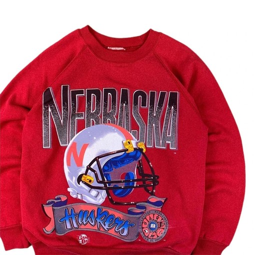 Vintage-Style Nebraska Huskers Helmet Crewneck Sweatshirt - A Must-Have for NCAA Enthusiasts - Image 2