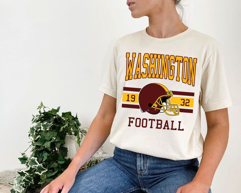Washington Football Vintage Sweatshirt for NFL Fans - Image 4