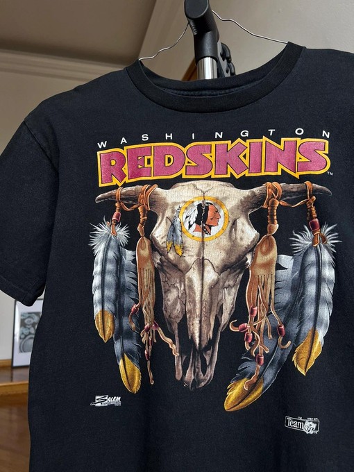 Washington Redskins Vintage Style NFL Sweatshirt T-shirt - Ideal Gift for Fans - Retro NCAA Shirts - Image 2