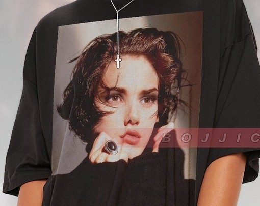 Winona Ryder 90s Photo Tee, Beautiful Actress Fan Art Design Shirt - Image 2