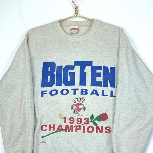 Wisconsin Badgers 1993 Big Ten Football Vintage Sweatshirt - Stylish NCAA Apparel with State University Shirt - Image 2