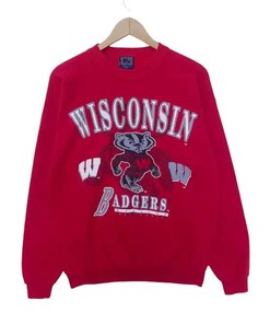 Wisconsin Badgers Vintage Style Pullover Sweatshirt Bundle, Perfect for NCAA Fans with ncaa shirts for men