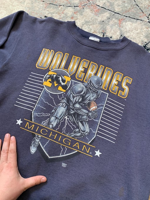 Wolverines Michigan Vintage Style College Shirts Sweatshirt T-shirt - Image 2
